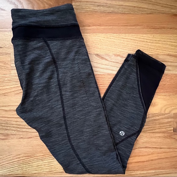 Lululemon Inspire Tight II Heathered Black Size 4 - Picture 2 of 9